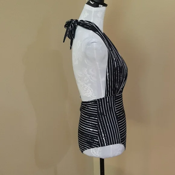 Cocoship Halter Top black & white size 6 - Picture 3 of 7